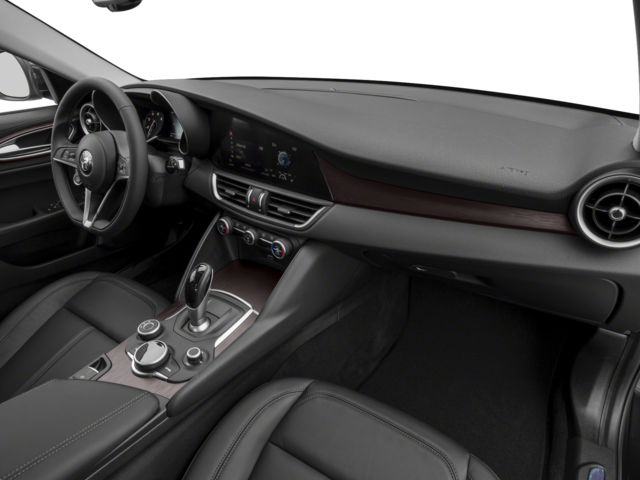 2017 Alfa Romeo Giulia Ti photo 4