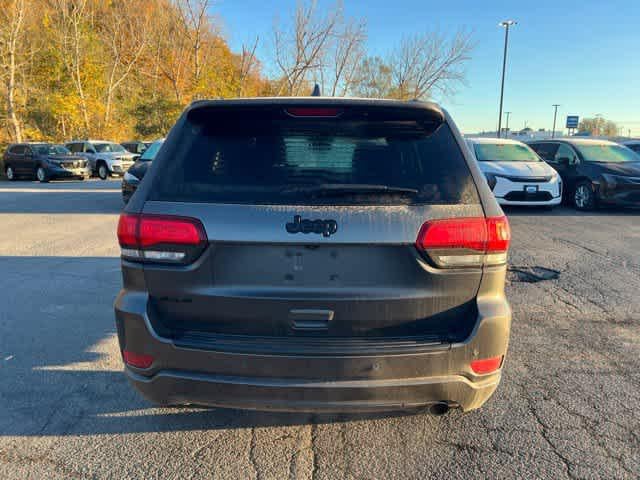 2021 Jeep Grand Cherokee Laredo X 4x4