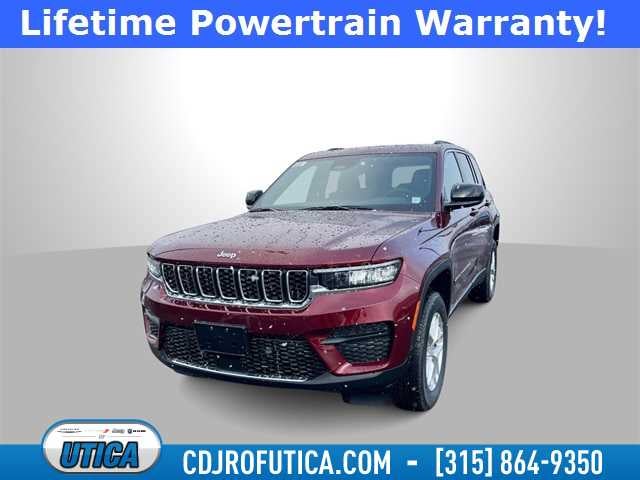 2025 Jeep Grand Cherokee GRAND CHEROKEE LAREDO X 4X4