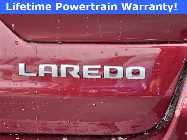 2025 Jeep Grand Cherokee GRAND CHEROKEE LAREDO X 4X4