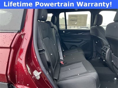 2025 Jeep Grand Cherokee GRAND CHEROKEE LAREDO X 4X4