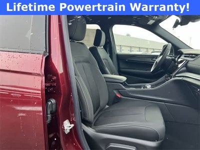 2025 Jeep Grand Cherokee GRAND CHEROKEE LAREDO X 4X4