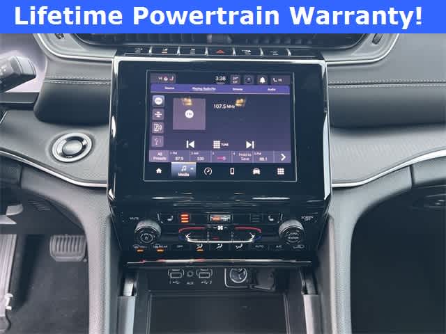 2025 Jeep Grand Cherokee GRAND CHEROKEE LAREDO X 4X4