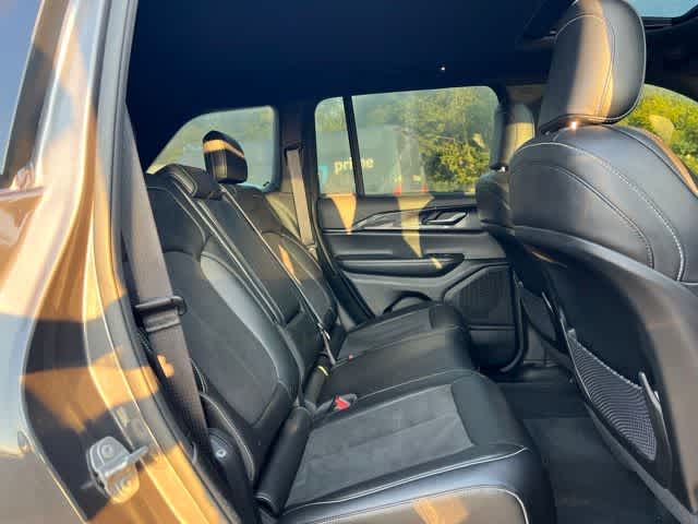 2023 Jeep Grand Cherokee Altitude 4x4