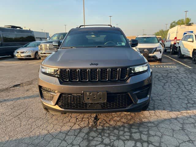 2023 Jeep Grand Cherokee Altitude 4x4