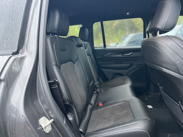 2023 Jeep Grand Cherokee Altitude 4x4