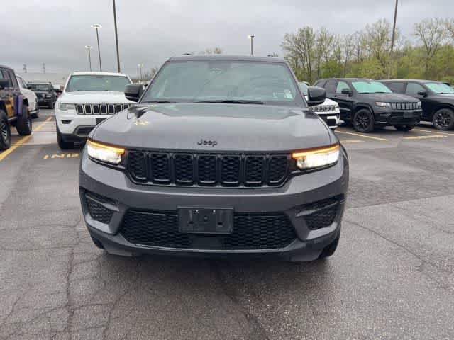 2023 Jeep Grand Cherokee Altitude 4x4