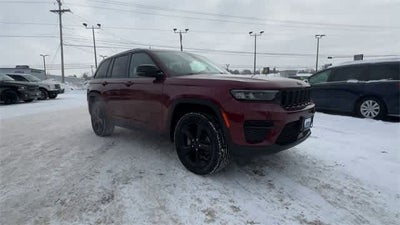 2023 Jeep Grand Cherokee Altitude 4x4