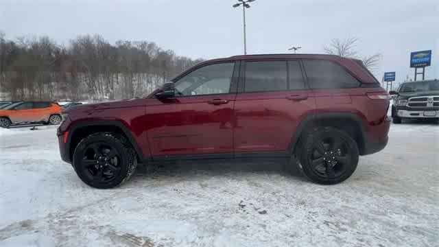 2023 Jeep Grand Cherokee Altitude 4x4