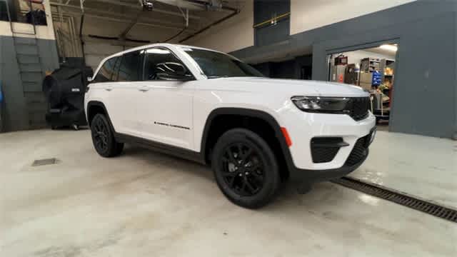 2025 Jeep Grand Cherokee GRAND CHEROKEE ALTITUDE X 4X4