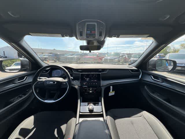 2026 Jeep Grand Cherokee GRAND CHEROKEE LAREDO X 4X4