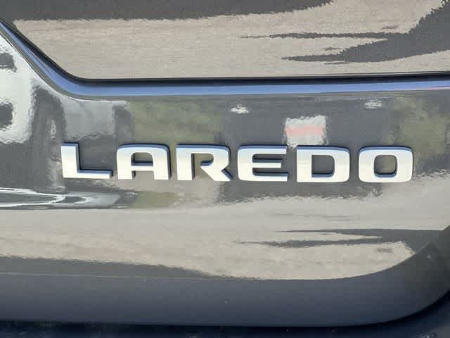 2026 Jeep Grand Cherokee GRAND CHEROKEE LAREDO X 4X4