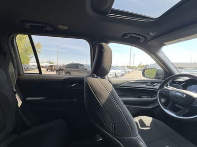 2026 Jeep Grand Cherokee GRAND CHEROKEE LAREDO X 4X4