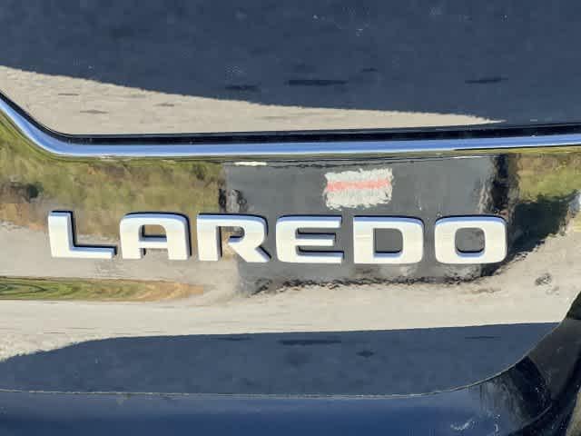 2027 Jeep Grand Cherokee GRAND CHEROKEE LAREDO X 4X4