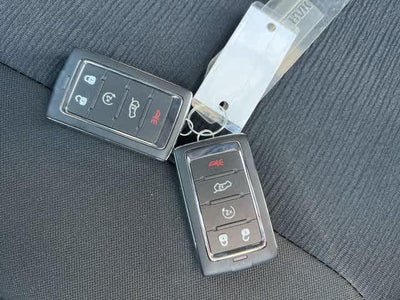 2027 Jeep Grand Cherokee GRAND CHEROKEE LAREDO X 4X4