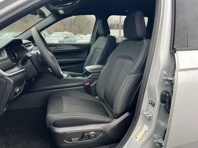 2026 Jeep Grand Cherokee GRAND CHEROKEE LAREDO 4X4