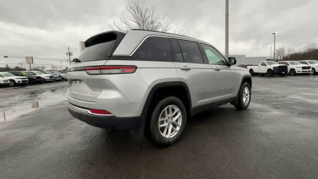 2026 Jeep Grand Cherokee GRAND CHEROKEE LAREDO 4X4