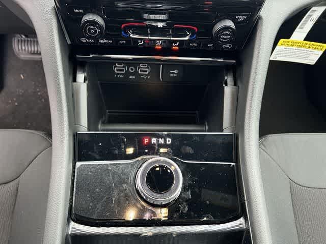 2026 Jeep Grand Cherokee GRAND CHEROKEE LAREDO 4X4