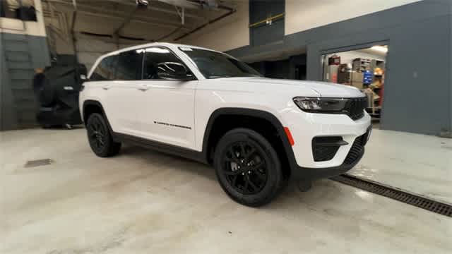 2025 Jeep Grand Cherokee GRAND CHEROKEE ALTITUDE X 4X4