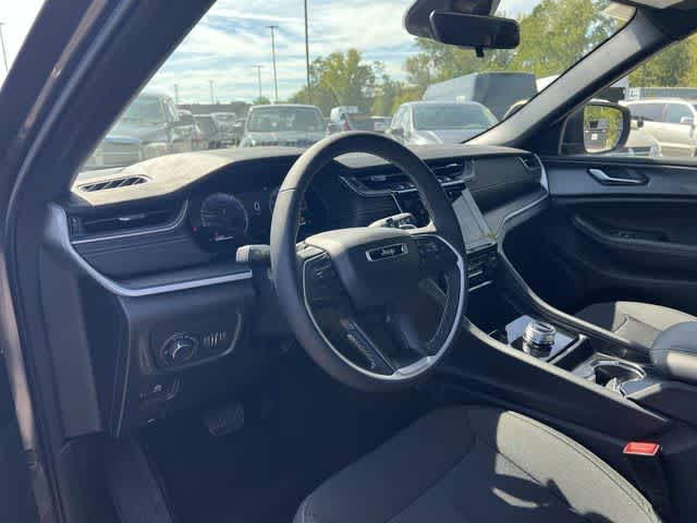 2026 Jeep Grand Cherokee GRAND CHEROKEE LAREDO X 4X4