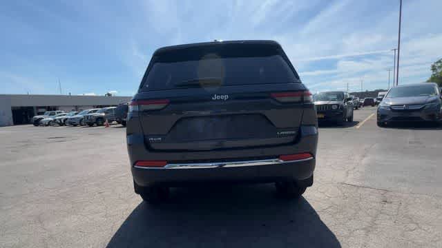 2026 Jeep Grand Cherokee GRAND CHEROKEE LAREDO X 4X4
