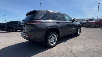 2026 Jeep Grand Cherokee GRAND CHEROKEE LAREDO X 4X4