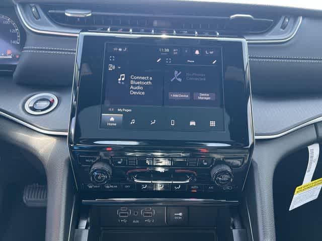 2026 Jeep Grand Cherokee GRAND CHEROKEE LAREDO X 4X4