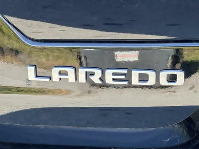 2027 Jeep Grand Cherokee GRAND CHEROKEE LAREDO X 4X4