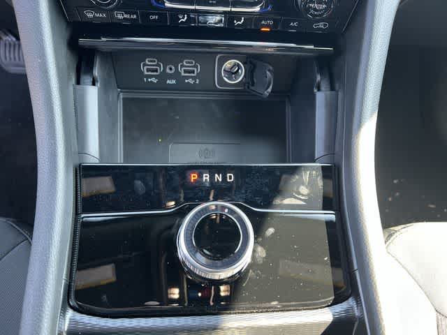 2026 Jeep Grand Cherokee GRAND CHEROKEE LAREDO X 4X4