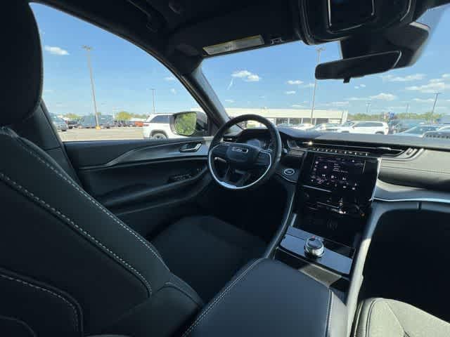 2026 Jeep Grand Cherokee GRAND CHEROKEE LAREDO X 4X4