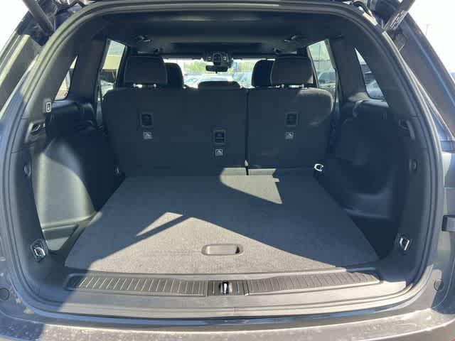 2026 Jeep Grand Cherokee GRAND CHEROKEE LAREDO X 4X4