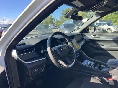 2026 Jeep Grand Cherokee GRAND CHEROKEE LAREDO X 4X4