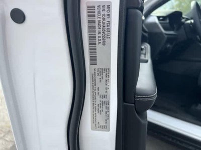 2027 Jeep Grand Cherokee GRAND CHEROKEE LAREDO X 4X4