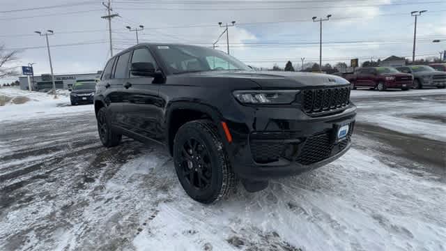 2025 Jeep Grand Cherokee GRAND CHEROKEE ALTITUDE 4X4