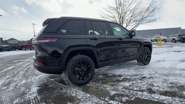 2025 Jeep Grand Cherokee GRAND CHEROKEE ALTITUDE 4X4