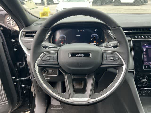 2026 Jeep Grand Cherokee GRAND CHEROKEE LAREDO X 4X4