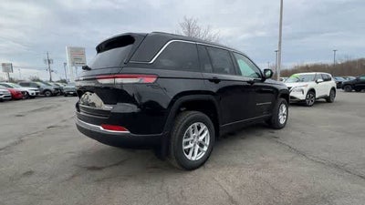 2026 Jeep Grand Cherokee GRAND CHEROKEE LAREDO X 4X4