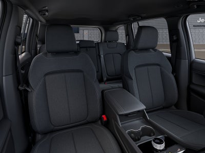 2026 Jeep Grand Cherokee GRAND CHEROKEE LAREDO X 4X4