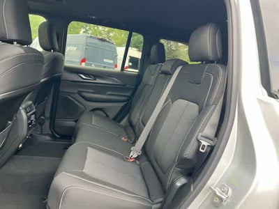2026 Jeep Grand Cherokee GRAND CHEROKEE LAREDO X 4X4