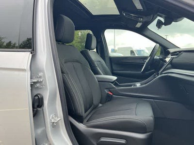 2026 Jeep Grand Cherokee GRAND CHEROKEE LAREDO X 4X4