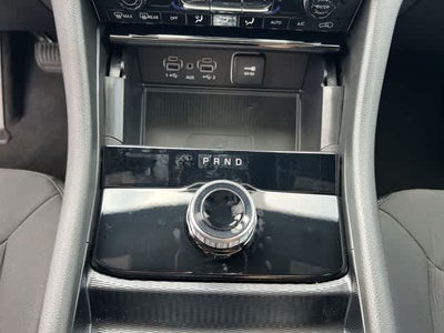 2026 Jeep Grand Cherokee GRAND CHEROKEE LAREDO X 4X4