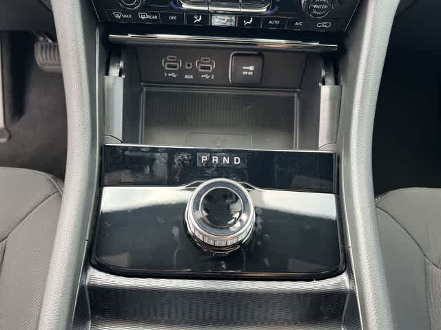 2026 Jeep Grand Cherokee GRAND CHEROKEE LAREDO X 4X4