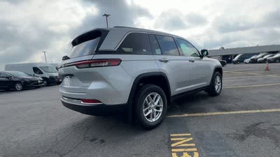 2026 Jeep Grand Cherokee GRAND CHEROKEE LAREDO X 4X4