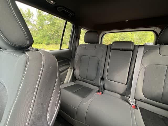 2026 Jeep Grand Cherokee GRAND CHEROKEE LAREDO X 4X4