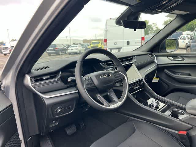 2026 Jeep Grand Cherokee GRAND CHEROKEE LAREDO X 4X4