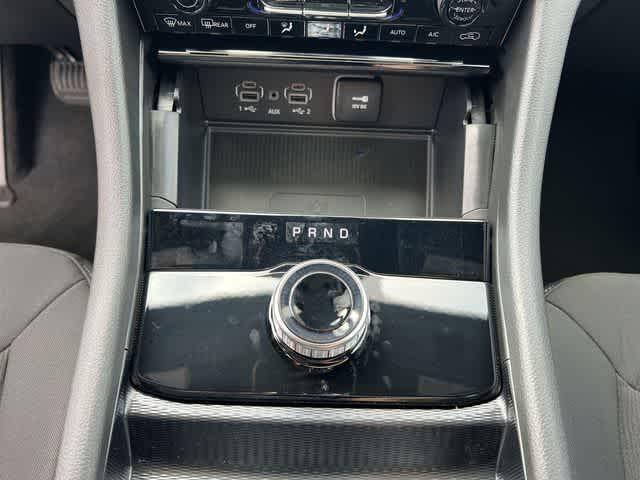 2026 Jeep Grand Cherokee GRAND CHEROKEE LAREDO X 4X4
