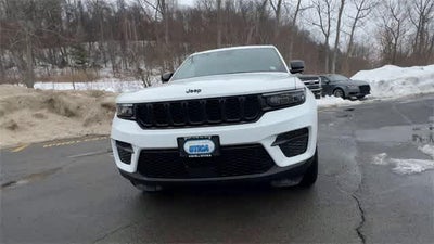 2023 Jeep Grand Cherokee Altitude 4x4