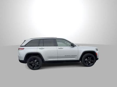 2023 Jeep Grand Cherokee Altitude X 4x4