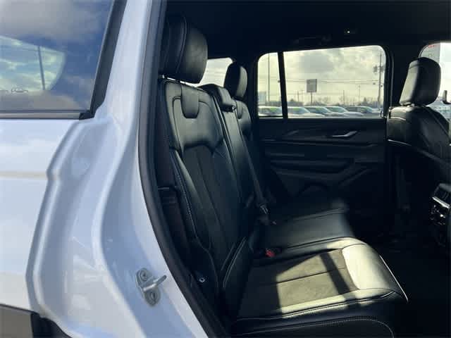 2023 Jeep Grand Cherokee Altitude 4x4