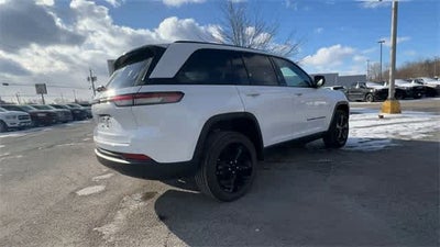 2023 Jeep Grand Cherokee Altitude 4x4